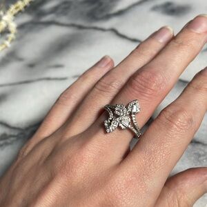 🌹 FREE with purchase Silver Floral Ring